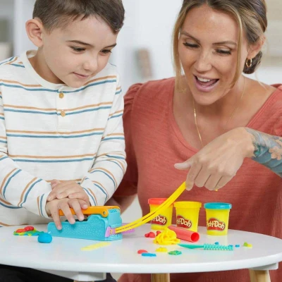 Hasbro PLAY-DOH Startovací fabrika zábavy kreativní set modelína s nástroji