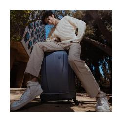 Heys Vantage Smart Luggage L Black kufor + kozmetická taštička zadarmo