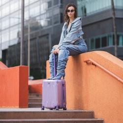 Heys Xtrak S Lavender kufr + kosmetická taštička zdarma
