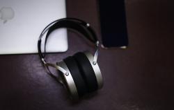 Hifiman Planární sluchátka Sundara (stříbrná)
