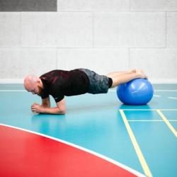 HMS Gymnastický míč YB01N 55 cm černý