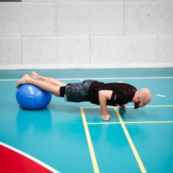 HMS Gymnastický míč YB01N 55 cm růžový