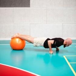 HMS Gymnastický míč YB02N 55 cm šedý