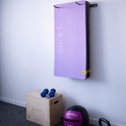 HMS Nástenný držiak na klubové podložky STR30