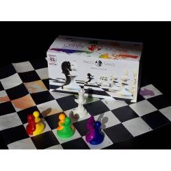 Hot Games Paco Sako – mierový šach