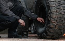 Hoto Mini kompresor do auta Air Pump PRO QWCQB003