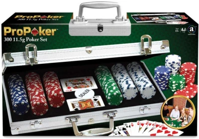 HRA Poker De Luxe 300 žetónov v kufríku pre dospelých (spoločenská hra)