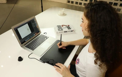 Huion Grafický tablet HS610