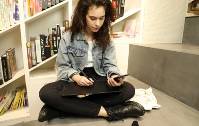 Huion Grafický tablet HS610