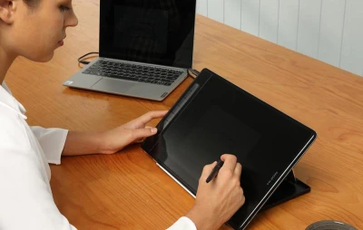 Huion Kamvas Pro 13 GT1302 2,5K černý grafický tablet