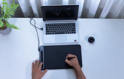 Huion Grafický tablet Q620M