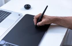 Huion Grafický tablet Q620M