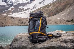 Husky Capture 40l dark blue turistický batoh + sleva 200,- na příslušenství