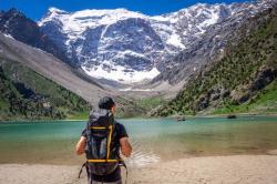 Husky Capture 40l magenta turistický batoh + sleva 200,- na příslušenství