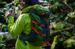 Husky Scape 38l černý batoh Expedice / Turistika