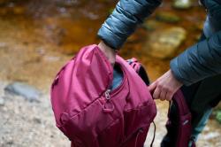 Husky Ranis 70l black batoh expediční