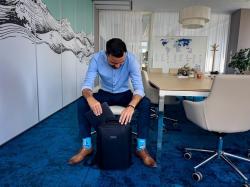 Husky Office 12l black batoh