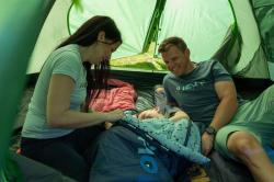Husky Bizon 4 Plus zelený turistický stan pro 4 osoby (VÝPRODEJ)