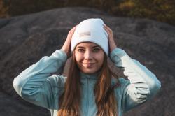 Husky Merhat 4 white dámská merino čepice