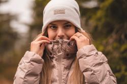 Husky Merhat 4 white dámská merino čepice