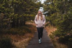 Husky Nenie L beige dámská plněná bunda