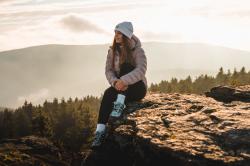 Husky Nenie L beige dámská plněná bunda