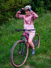 Husky Luma L black dámská ultralehká bunda