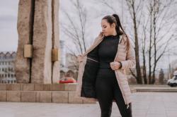 Husky Daili L beige dámský péřový kabát