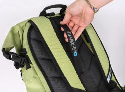 Husky Moper 28l black městský batoh