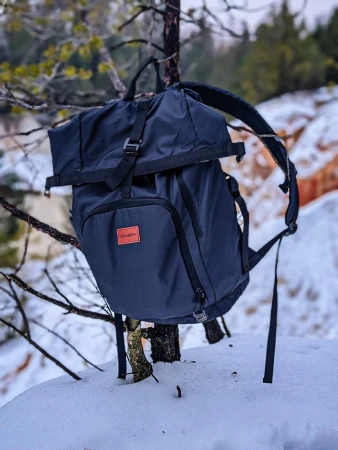 Husky Moper 28l dark blue městský batoh