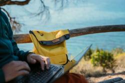 Husky Office Robber 25l yellow batoh