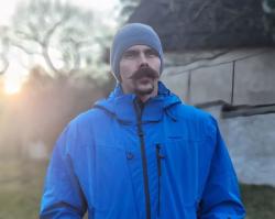 Husky Merhat 3 brown pánská merino čepice