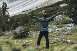 Husky Anara M black pánska mikina s kapucňou