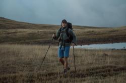 Husky Anara M black pánska mikina s kapucňou