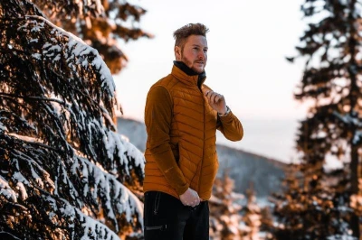 Husky Dresles M orange pánská péřová vesta