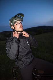 Husky Luma M black pánská ultralehká bunda