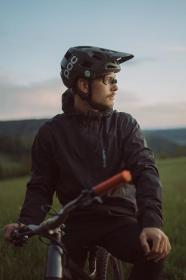 Husky Luma M black pánská ultralehká bunda