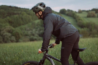 Husky Luma M black pánská ultralehká bunda