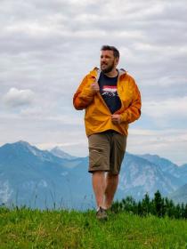 Husky Luma M mustard pánská ultralehká bunda