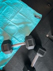 Husky Jack L modrá ručník