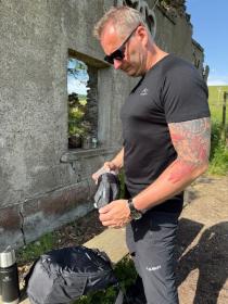 Husky Jones L grey ručník