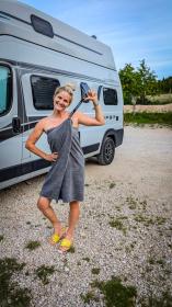 Husky Jones L grey ručník