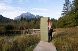 Husky Fledy 4 khaki samonafukovací karimatka