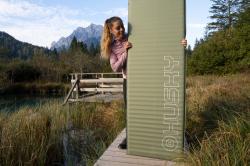 Husky Fledy 4 khaki samonafukovací karimatka