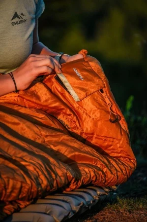 Husky PLUS mustard syntetický třísezónní rozšířený spacák