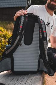 Husky Clever 30l černý turistický batoh