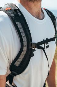 Husky Clever 30l černý turistický batoh