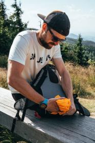 Husky Clever 30l černý turistický batoh