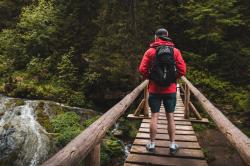 Husky Clever 30l černý turistický batoh