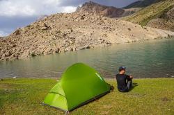 Husky Sawaj Camel 2 zelený ultralehký stan + sleva 400,- na příslušenství